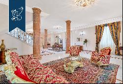 Wonderful, elegantly-renovated villa in the city of high-quality marble