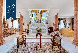 Wonderful, elegantly-renovated villa in the city of high-quality marble