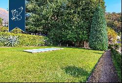 Luxury Villa with Private Park and Outbuilding for Sale by Lake Como