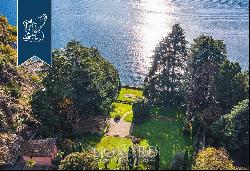 Luxury Villa with Private Park and Outbuilding for Sale by Lake Como