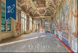 Historical villa with a private park for sale in Genoa