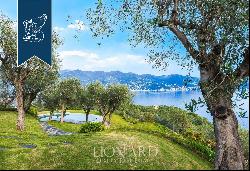 Prestigious property with garden and panoramic pool for sale on the coast of Liguria