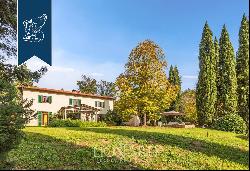 Elegant country estate for sale in Tuscany, between Florence and Siena