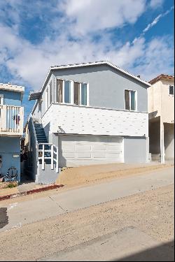 221 40th Street, Manhattan Beach, CA 90266