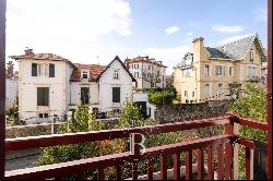 BIARRITZ, TOWN CENTER, 105 SQM APARTMENT ENTIRELY RENOVATED