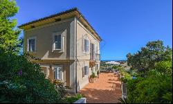 Villa With Stunning Seaview in Civitanova Marche, Le Marche