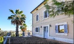 Villa With Stunning Seaview in Civitanova Marche, Le Marche