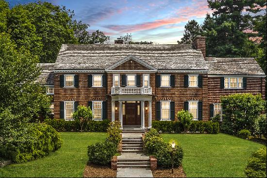 Spectacular, Stately, Georgian Colonial 