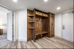 Top-Floor Shadow Ridge Unit: Steps from Park City Mountain Slopes