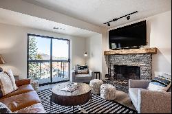 Top-Floor Shadow Ridge Unit: Steps from Park City Mountain Slopes