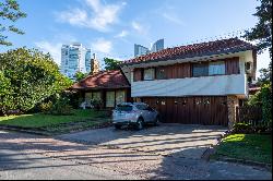 3 Bedroom house for sale in the heart of Punta Del Este