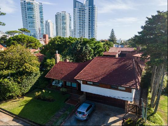 3 Bedroom house for sale in the heart of Punta Del Este