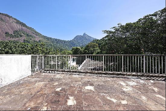 View of Christ the Redeemer and spacious outdoor area in Cosme Velho