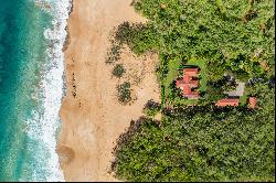 Timeless Hawaii Beachfront Retreat