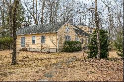 Classic Princeton Home with Pool and Apartment