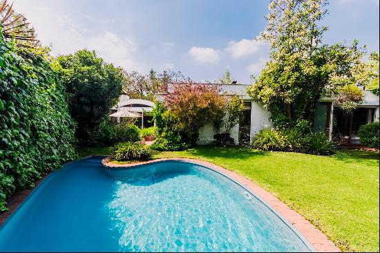 House in Borde Rio area - Northwest Facing - Pool and Garden