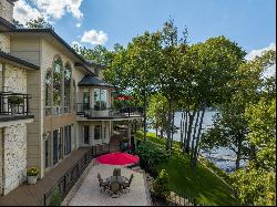 Waterfront Home On Lake of the Ozarks MO