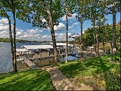 Waterfront Home On Lake of the Ozarks MO