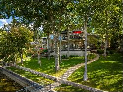 Waterfront Home On Lake of the Ozarks MO