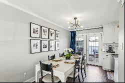 Beautifully Renovated Townhome in the Heart of Buckhead