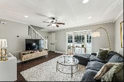 Beautifully Renovated Townhome in the Heart of Buckhead