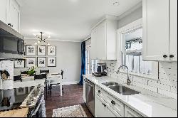 Beautifully Renovated Townhome in the Heart of Buckhead