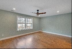 21 Sauna Road, Ramsey, NJ 07446