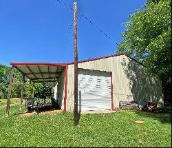 IDEAL 1/2 ACRE LOT WITH METAL BUILDING NEAR LAKE PALESTINE