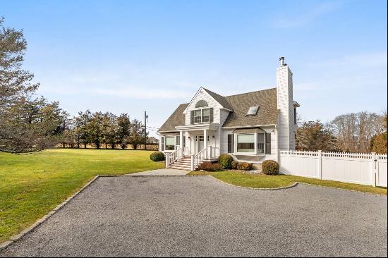 PRIVACY IN WATER MILL