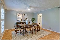 Beautifully Updated Condominium in Alamo Heights