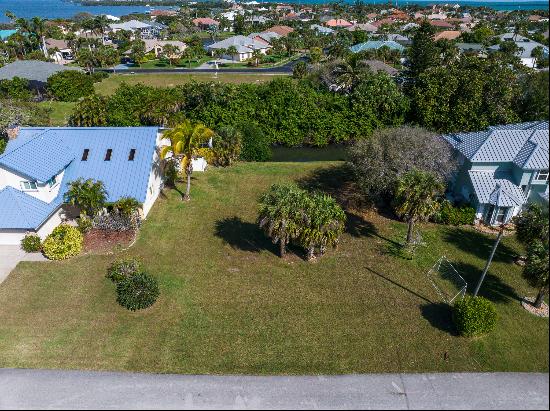 350 Spoonbill Lane, Melbourne Beach, FL, 32951