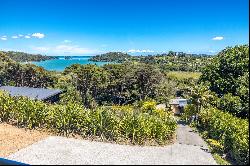 166 Ostend Road, Waiheke Island