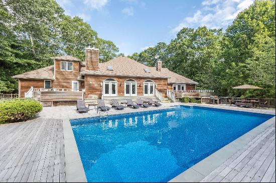 16 Woodedge Circle, East Hampton, NY, 11930, USA