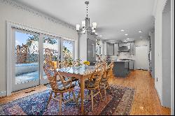 Spacious 5 Bed Home in West Hartford