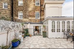 Recently renovated family home in the heart of Belgravia