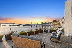 115 Bayside Place, Newport Beach, CA 92625