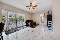 8320 Sw 162nd St,Palmetto Bay, FL, 33157