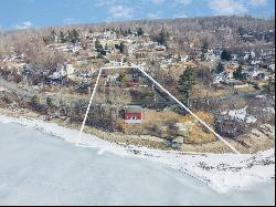 Set on the Shores of Candlewood Lake