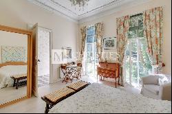 For sale Bordeaux St. Genes - Beautiful 19th C. Mansion