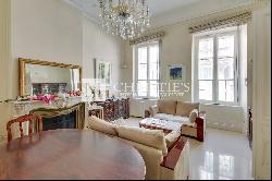 For sale Bordeaux St. Genes - Beautiful 19th C. Mansion