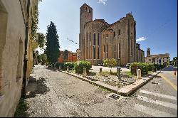 San Nicolò Square