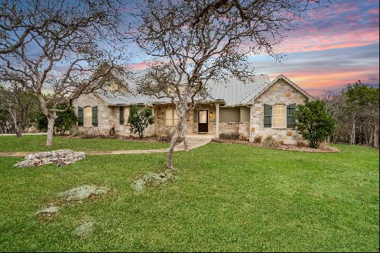 Stunning Hill Country Retreat with Guadalupe River Access