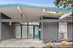 Mid-Century Modern Oasis!