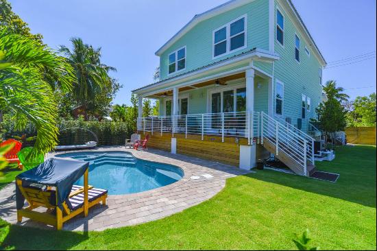 1513 Seminary Street, Key West FL 33040