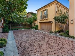 58 Lupari, Irvine CA 92618