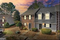 233 Quail Run, Roswell GA 30076