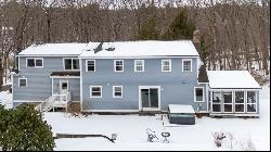 31 Hillside Rd, Boxford MA 01921