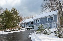 31 Hillside Rd, Boxford MA 01921