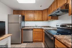 2001 Hamilton Street Unit 1821, Philadelphia PA 19130