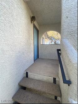 1402 Santa Margarita Street Unit H, Las Vegas NV 89146